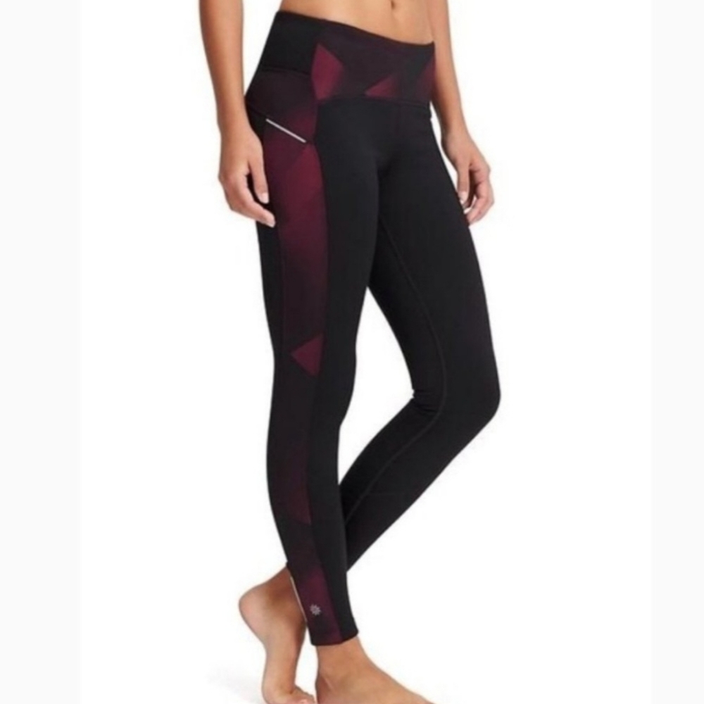 Athleta NWT Magnetic Power Lift Tights Black Red Size Medium Gym Yoga Le…